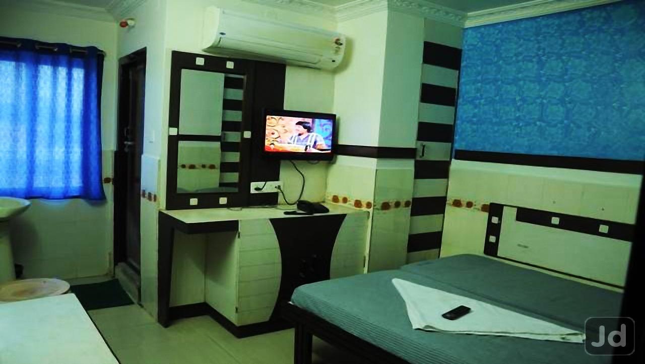 Hotel Manorama Inn Khammam Esterno foto