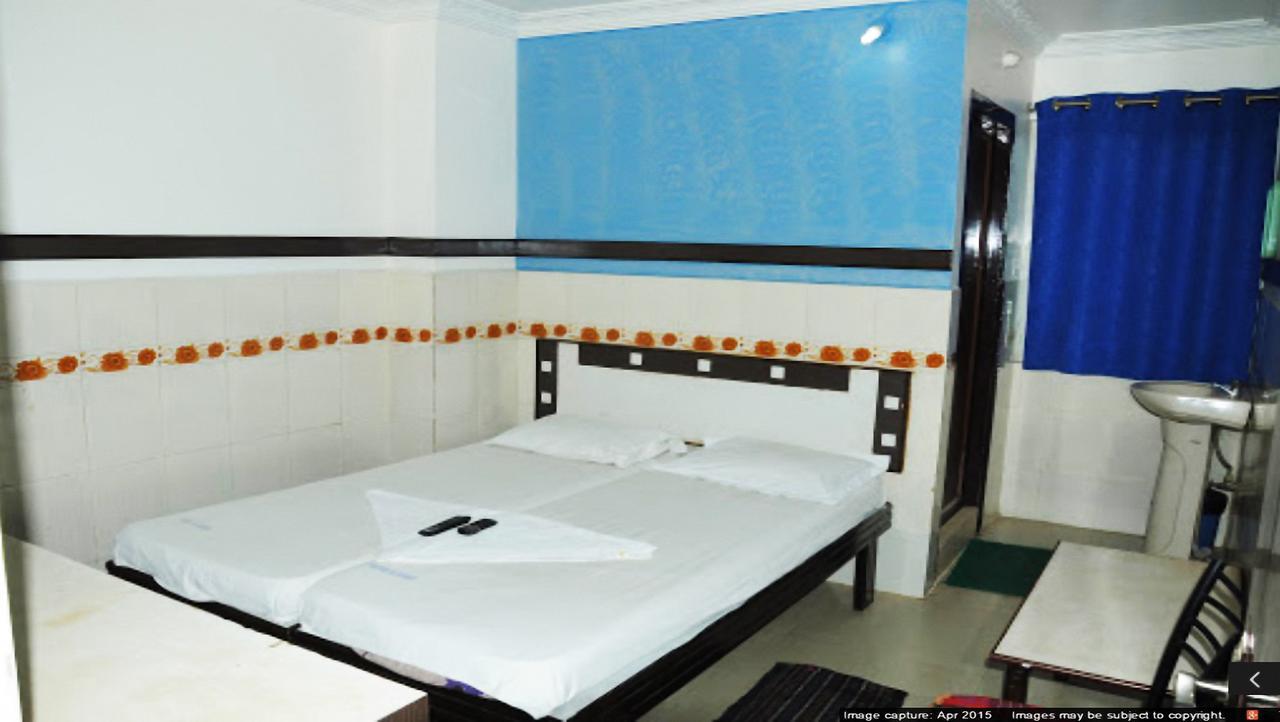 Hotel Manorama Inn Khammam Esterno foto